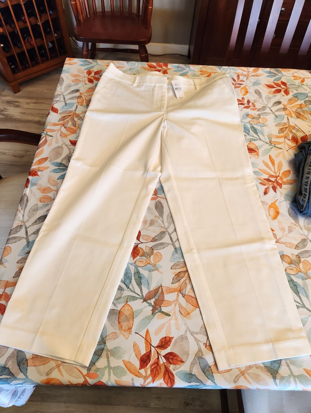 LOFT Riviera Slim Straight-Leg White Dress Pants - NWT - Size 12
